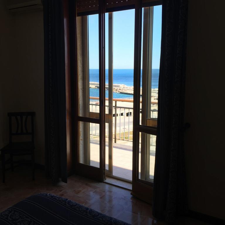 B&B Ortigia Sea View Сиракузы Экстерьер фото